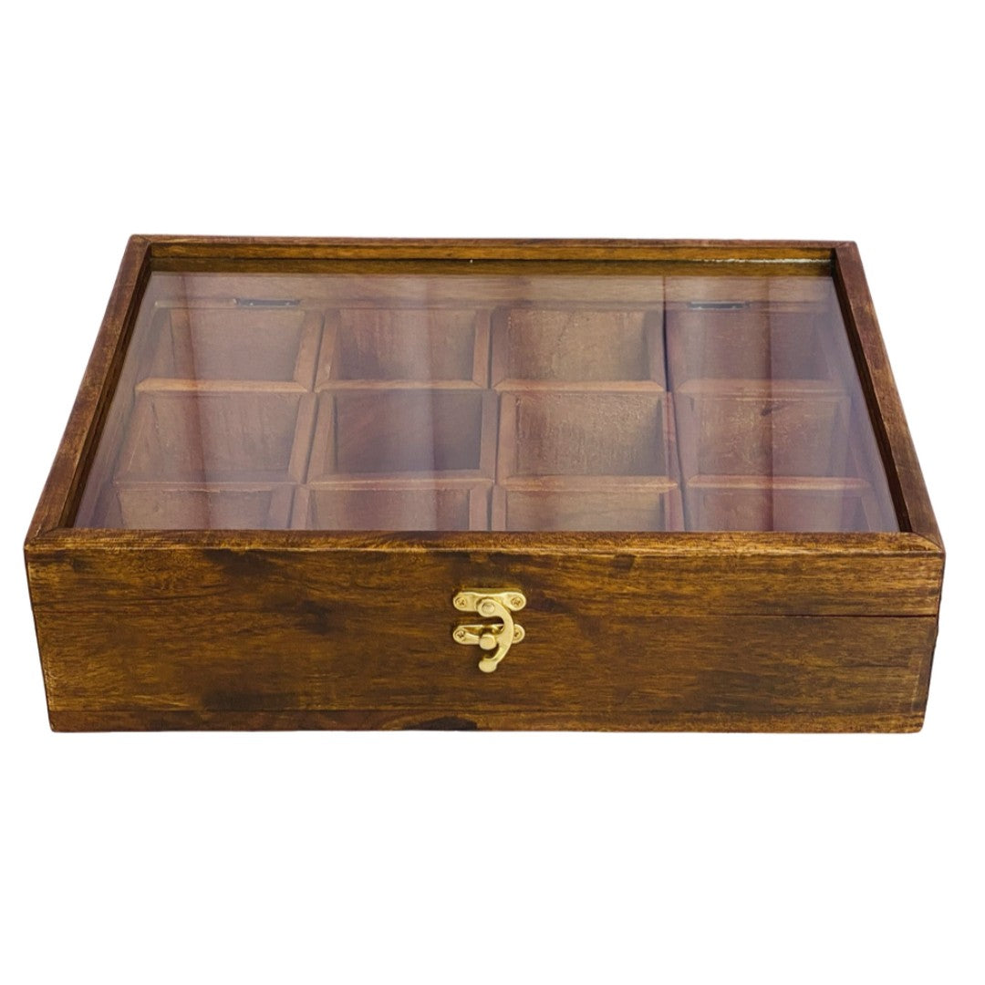 Wooden spice box with 12 compartments – premium kitchen organizer for spices and herbs.