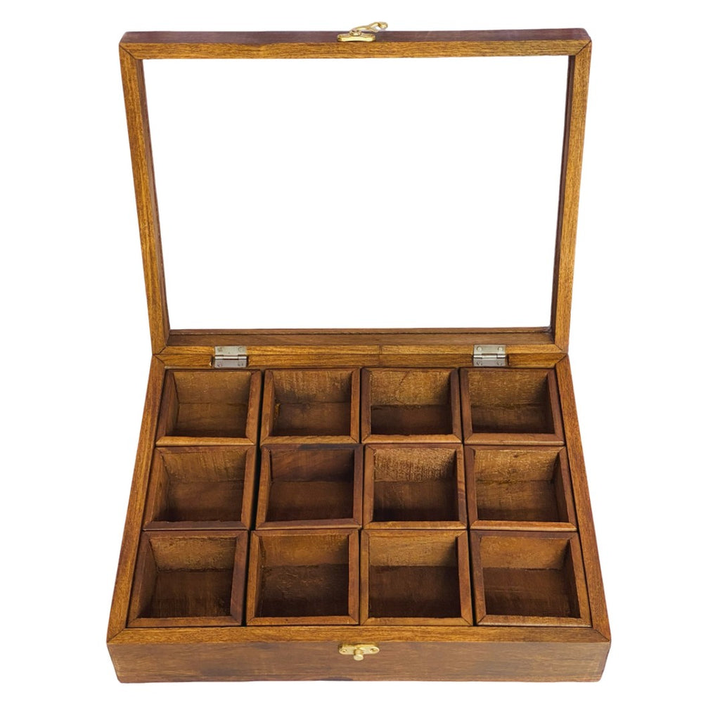 Wooden spice box with 12 compartments – premium kitchen organizer for spices and herbs.