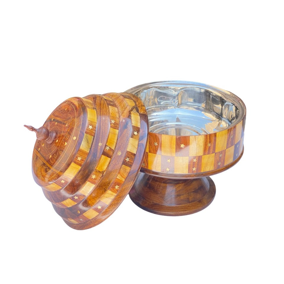  Handcrafted wooden hotpot with glass bowl and decorative star pattern, perfect for keeping soups and stews warm during family meals.